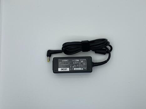 Блок питания для ноутбука Acer 30W 19V 1.58A 5.5x1.7mm PA-1300-04 Orig