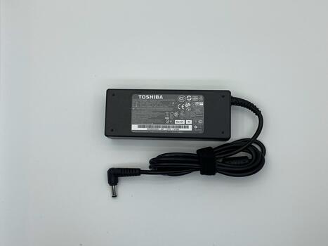 Блок питания для ноутбука Toshiba 75W 19V 3.95A 5.5x2.5mm TA751505525z OEM