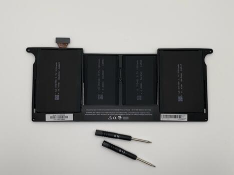 Аккумуляторная батарея для ноутбука Apple A1375 MacBook Air 11-Inch 7.3V Black 4680mAh