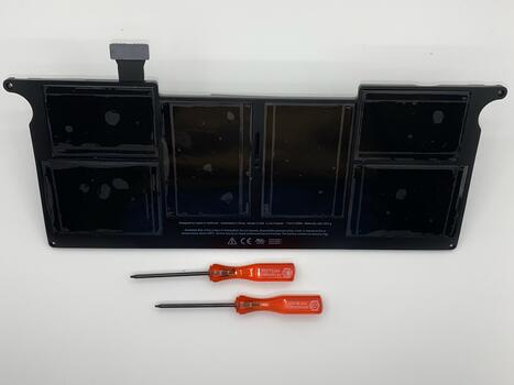 Аккумуляторная батарея для ноутбука Apple A1406 MacBook Air 11&quot; A1370 (2011) 7.3V Black 4680mAh Orig