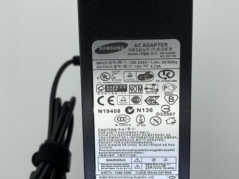Блок питания для ноутбука Samsung 90W 19V 4.74A 5.5x3.0mm AD-9019N ОЕМ - фото 3