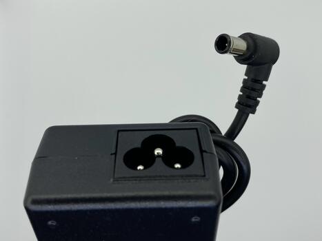 Блок питания для ноутбука Sony 75W 19V 3.95A 6.5x4.4mm VGP-AC16V8 REPLACEMENT - фото 4