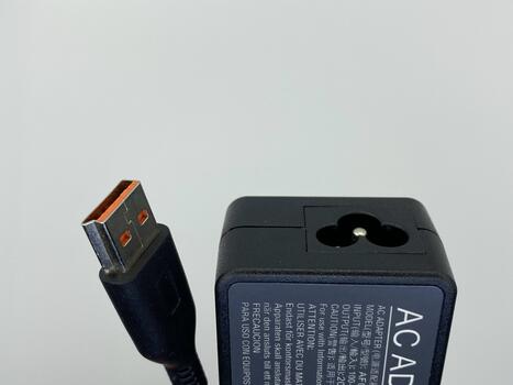 Блок питания для ноутбука Lenovo 65W 20V 3.25A USB-Lenovo LO65200 OEM - фото 4