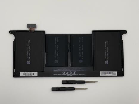 Аккумуляторная батарея для ноутбука Apple A1375 MacBook A1375-2S2P 7.3V Black 5200mAh OEM