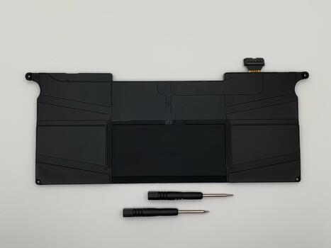 Аккумуляторная батарея для ноутбука Apple A1375 MacBook A1375-2S2P 7.3V Black 5200mAh OEM - фото 2