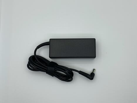 Блок питания для ноутбука Asus 65W 19V 3.42A 5.5x2.5mm ADP-65JH BB OEM - фото 2