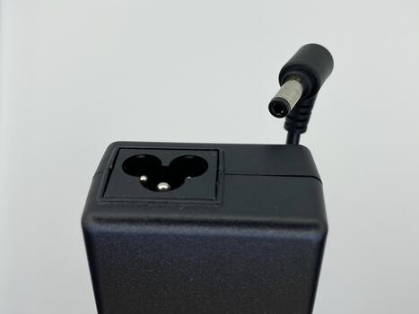 Блок питания для ноутбука Fujitsu 90W 20V 4.5A 5.5x2.5mm F20V4.5A90W OEM - фото 4