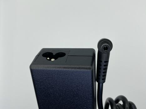 Блок питания для ноутбука Lenovo 65W 20V 3.25A 5.5x2.5mm 0335A2065 OEM - фото 4
