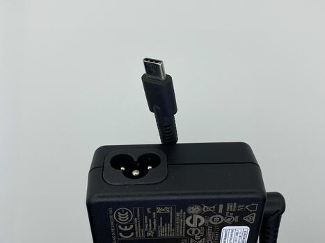 Блок питания для ноутбука Toshiba 45W 20V 2.25A Type-C G71C000KQ111 OEM - фото 4