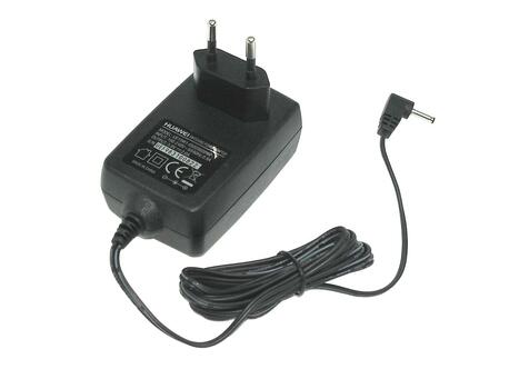 Блок питания для планшета Huawei 10W 5V 2A 3.0x1.0mm UE15W1-050200SPAW Блок питания для планшета Huawei 10W 5V 2A 3.0x1.0mm UE15W1-050200SPAW
