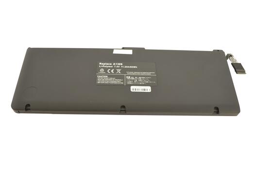 Усиленная аккумуляторная батарея для ноутбука Apple A1309 MacBook Pro 17 7.4V Black 11200mAh OEM Усиленная аккумуляторная батарея для ноутбука Apple A1309 MacBook Pro 17 7.4V Black 11200mAh OEM - фото 4