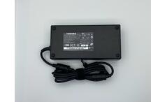 Блок живлення для ноутбука Toshiba 180W 19V 9.5A 5.5x2.5mm ADP-601XH Orig